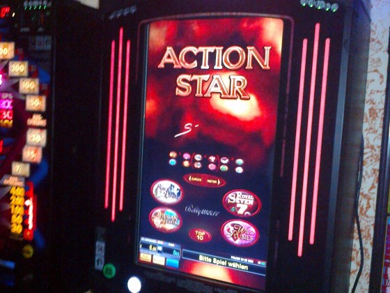 Action Star Select